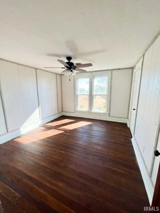 9998 W 900 S Rental House Rental in Owensville, IN