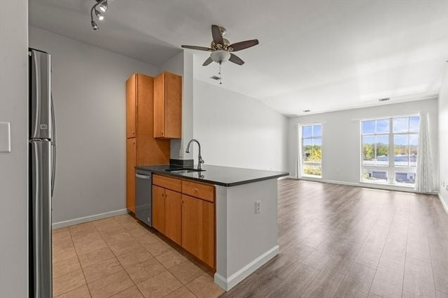 Photo - Penthouse 1BR Condo with 10’ Ceilings, Parking & Amenities in Watertown Unit Apt 3407