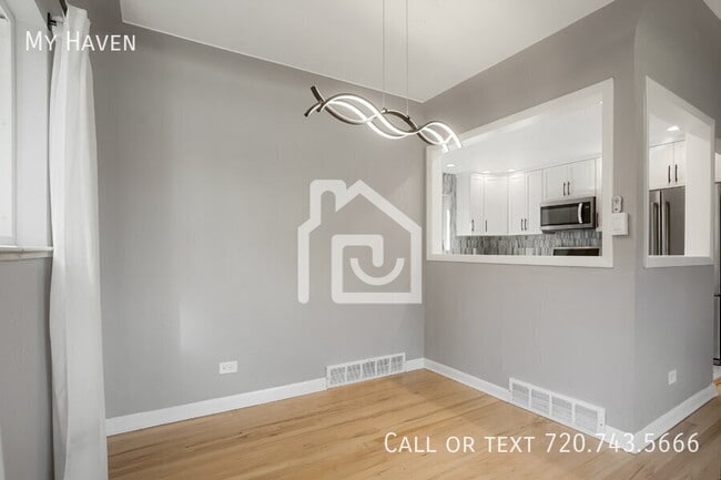 Photo - 2061 S Wolff St