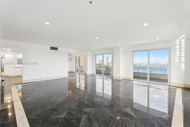 Photo - 1402 Brickell Bay Dr Unidad 1601