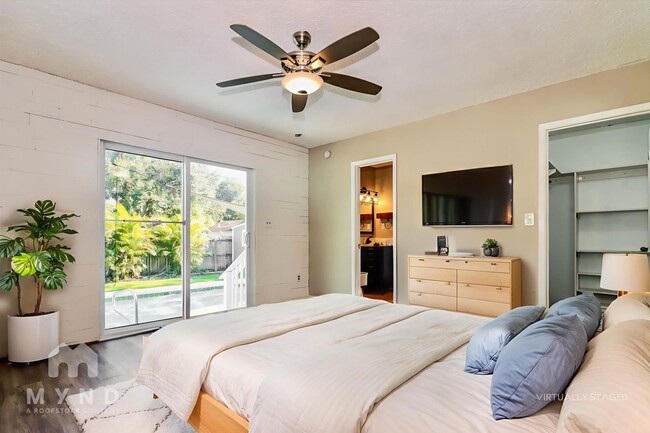 Photo - 3301 Yale St N