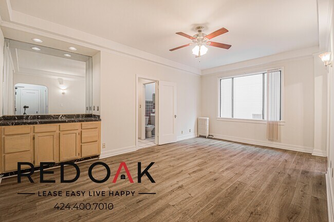 Photo - 630 S Kenmore Ave Unit 306