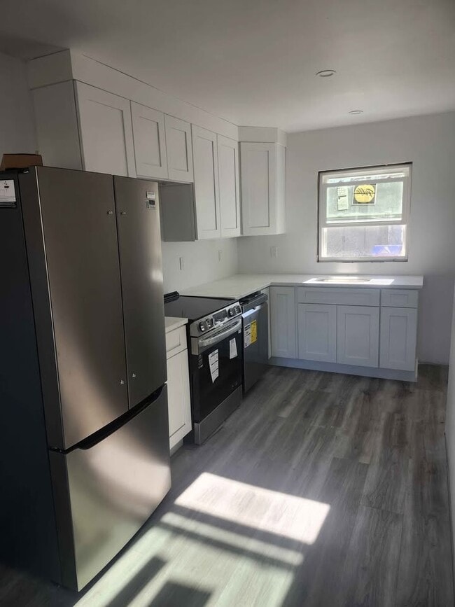 Photo - 24 Pine St Unit 1