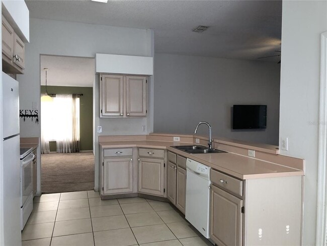 Photo - 2673 Chatham Cir