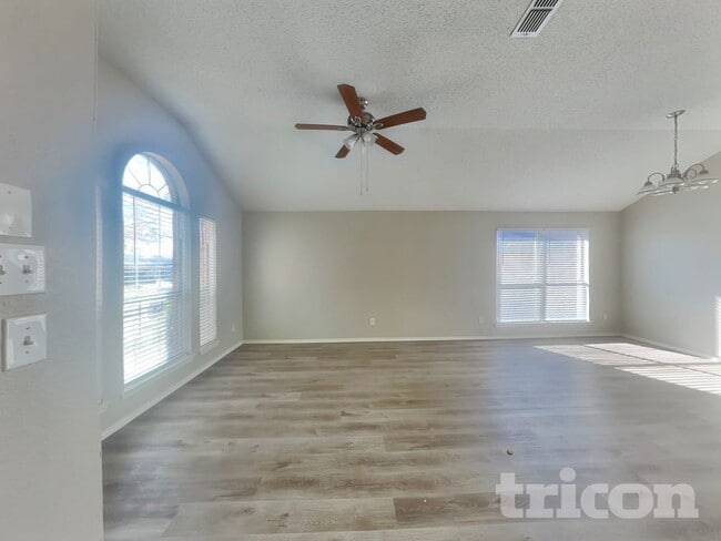 Photo - 2520 Ensenada Ln