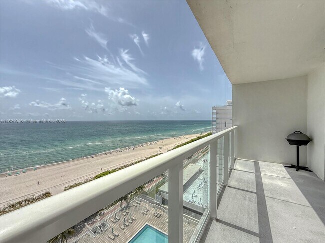 Photo - 5701 Collins Ave Unit 1508