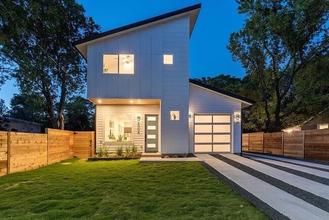 Photo - 5008 Lott Ave