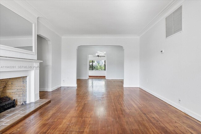 Photo - 8826 Emerson Ave