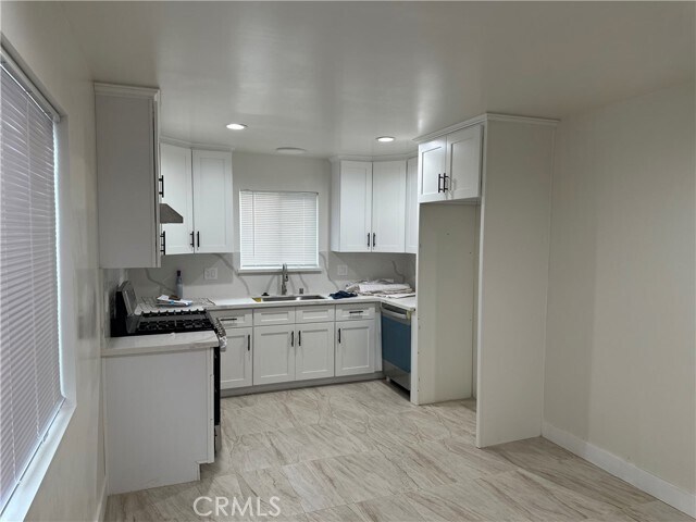 Photo - 2161 Myrtle Ave