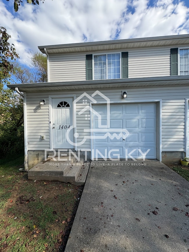 Building Photo - Spacious 2-Bed, 1.5-Bath Townhome!