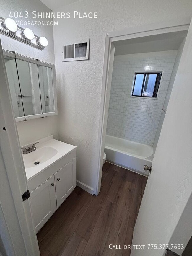 Photo - 4043 Shinners Pl