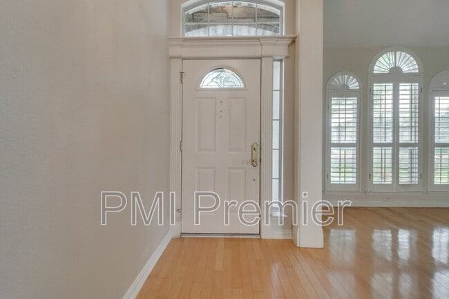 Photo - 2309 Kittyhawk Dr