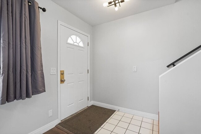 Photo - 4055 Rosecrans Ave Unit 8