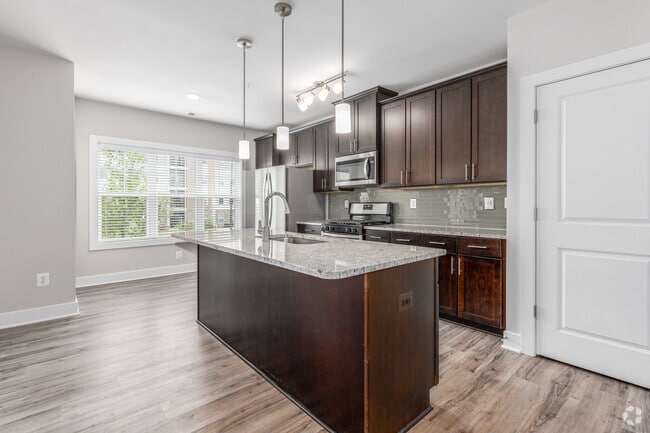 2BR, 2BA - 1,100SF - Kitchen