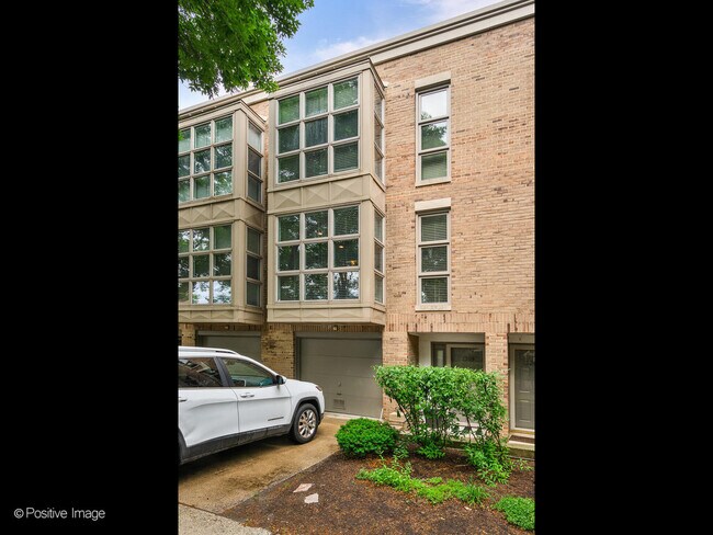 Photo - 2309 N Wayne Ave House