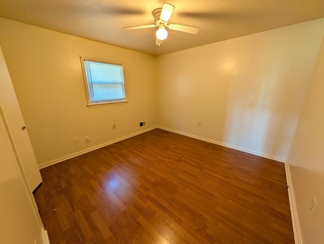 Photo - 3442 Heatherfield Dr