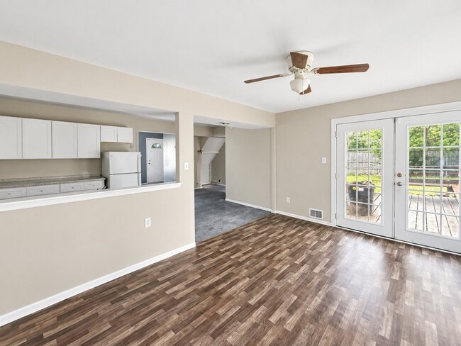 20 Commodore Ct