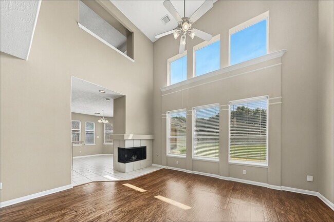 Photo - 17507 Whispering Star Ct