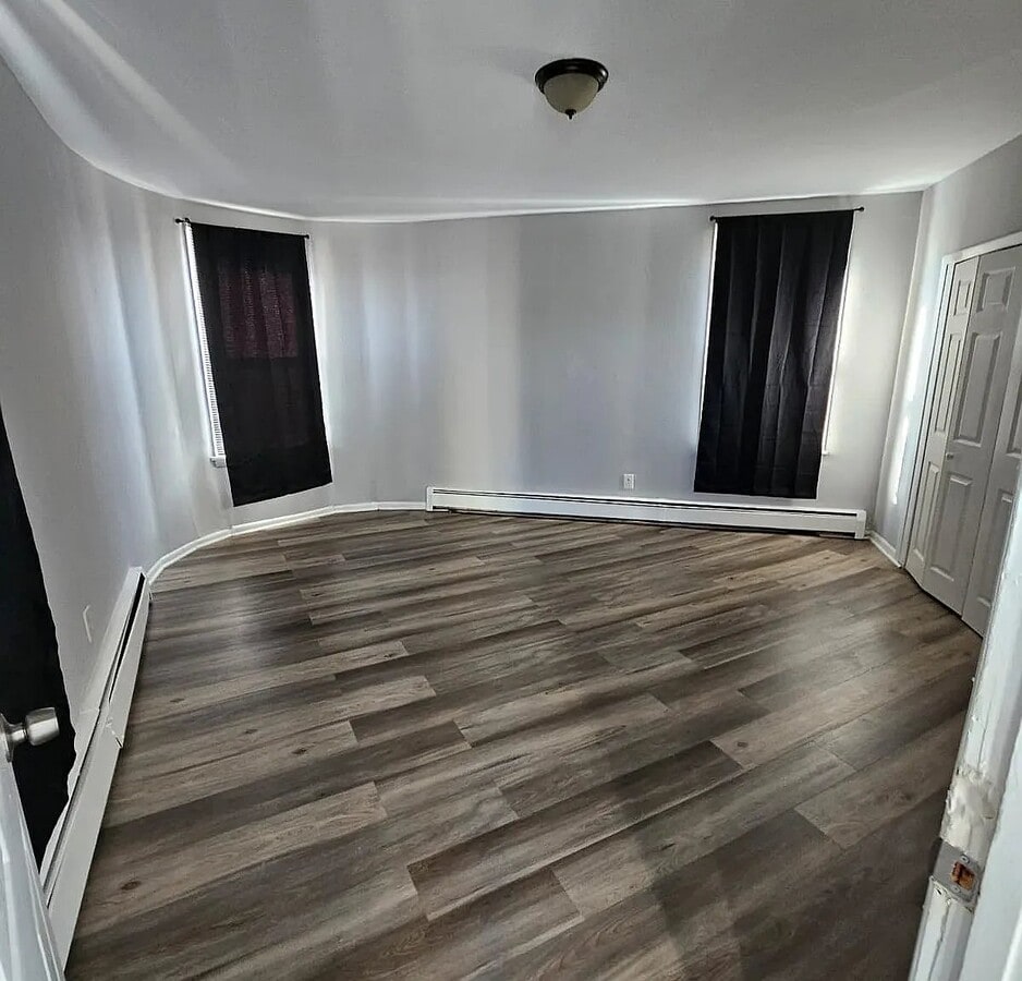 Photo - 352-354-354 New Brunswick Ave Unit 352-5