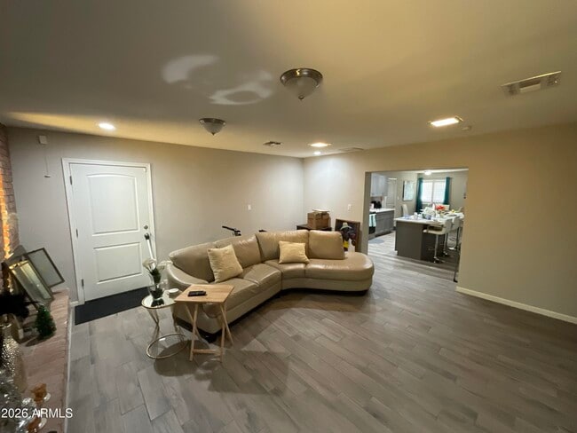 Photo - 2320 E Wier Ave