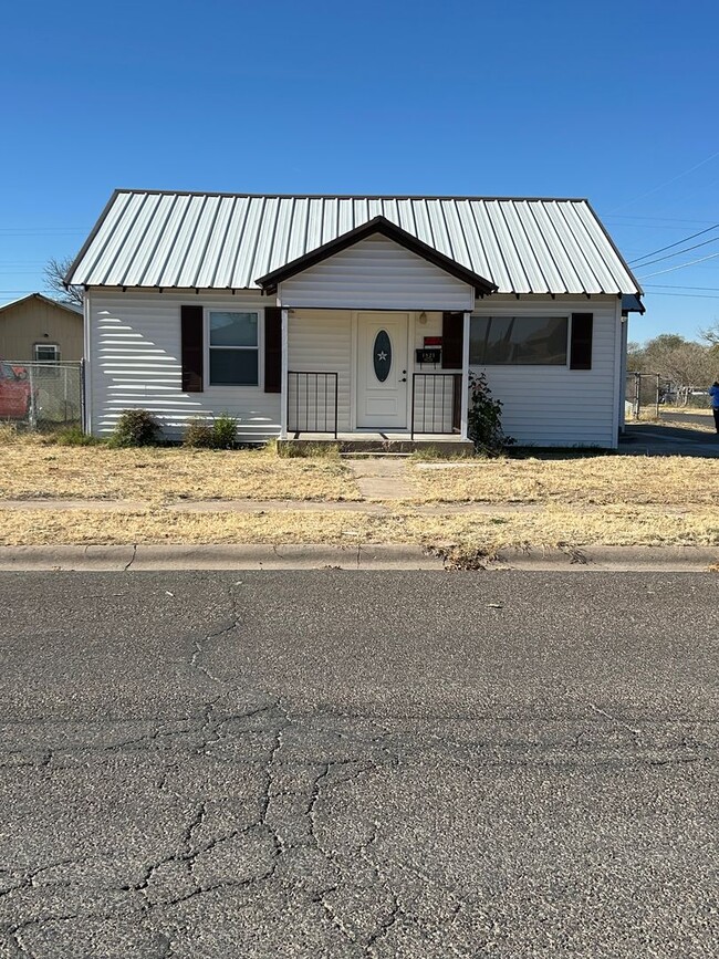 Nicely Renovated Home! - Nicely Renovated Home!