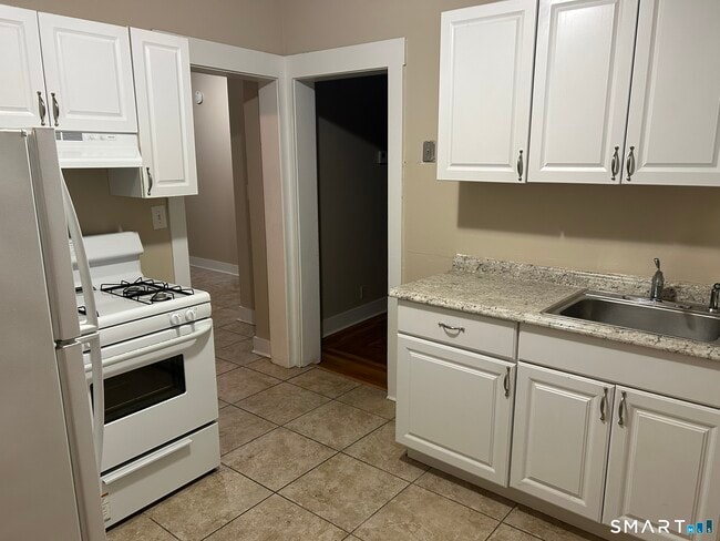 54 Sherman Ave Unit 3