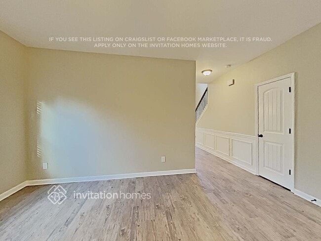 Photo - 807 Kite Way