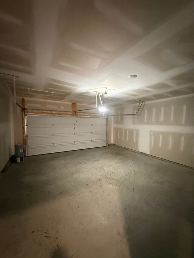 618 Standard Ave