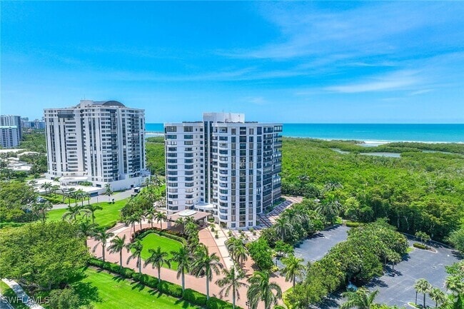 Building Photo - 6075 Pelican Bay Blvd Unit 906 Rental