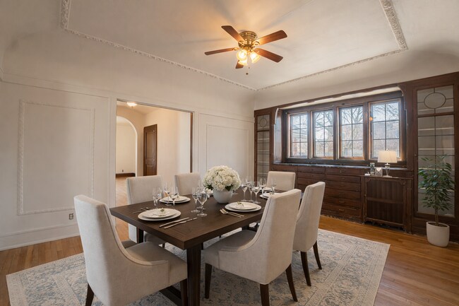 Photo - 2222 E Park Pl Unit Upper