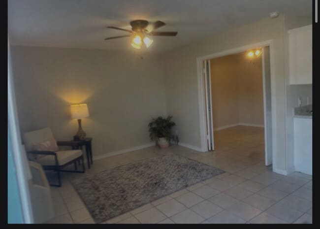 Photo - 6760 Prutzman Rd