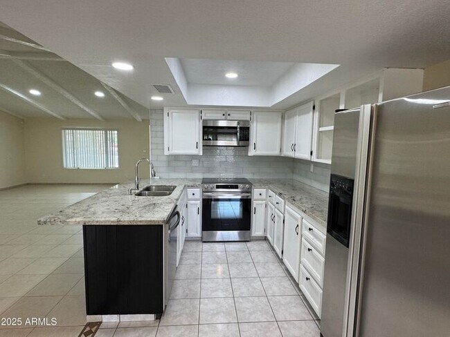 Photo - 5502 W Frier Dr