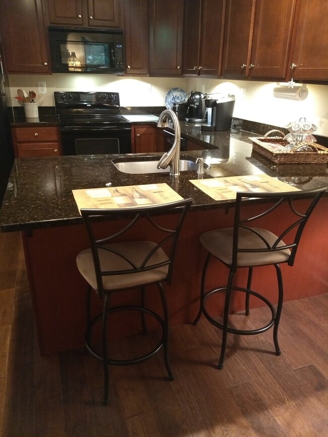 Photo - 4659 Montgomery Rd Unidad Apt 2