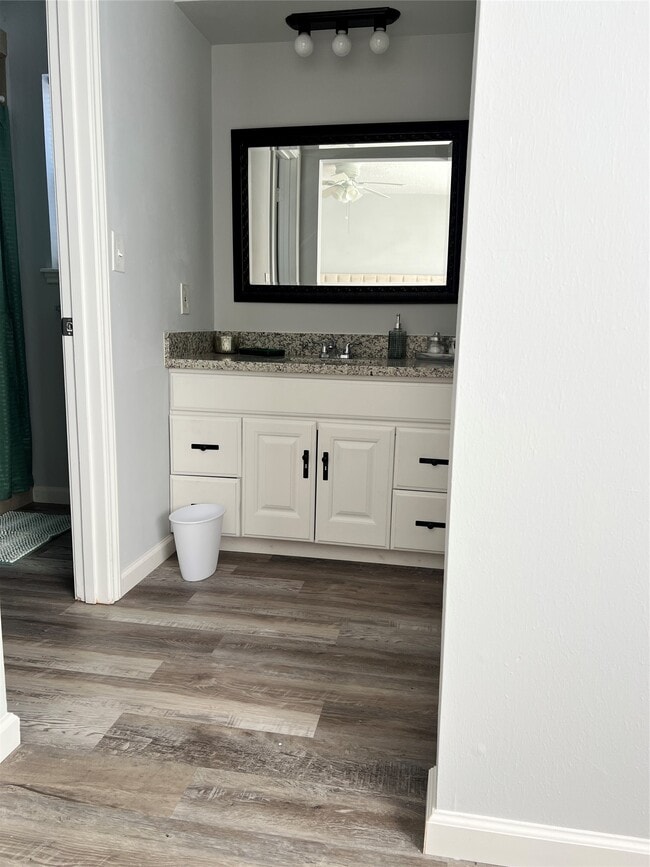 Photo - 11727 Scottsdale Dr