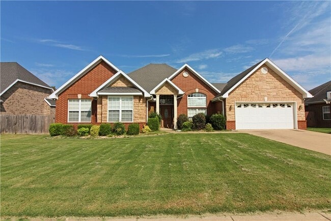 Photo - 607 SE Jamaica Dr