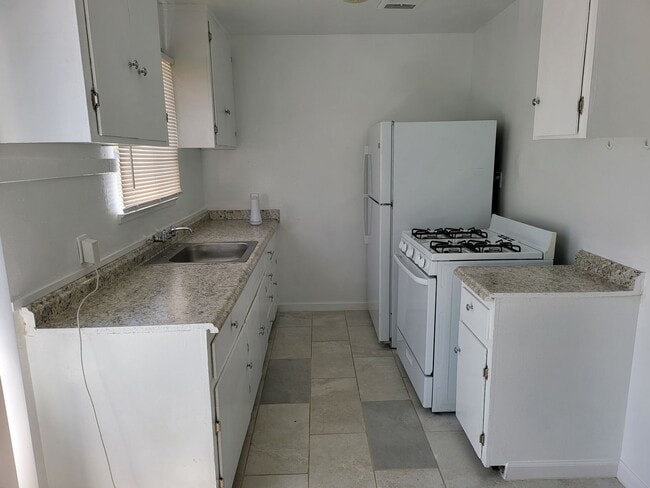 Photo - 418 C St Unit 418 C Street