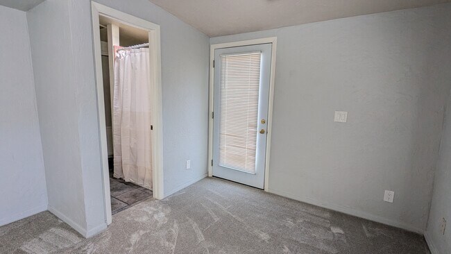 Photo - 591 S Nichols St
