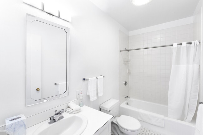 Photo - 391 Commonwealth Ave Unit 4B