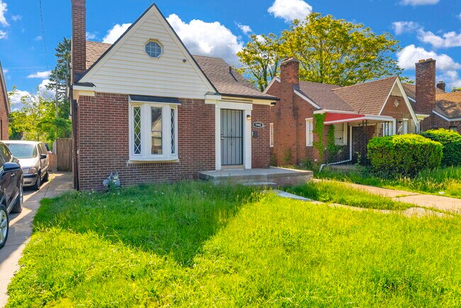 Photo - 9460 Lakepointe St