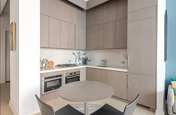 Photo - 77 Charlton St Unidad N8E