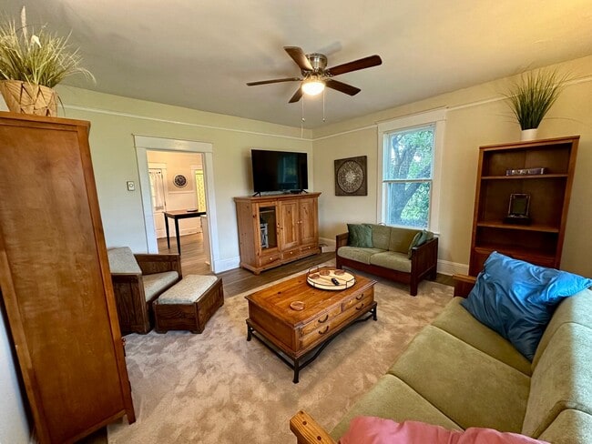 Photo - Southern Charm