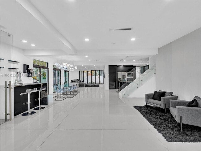 Photo - 3010 Alton Rd