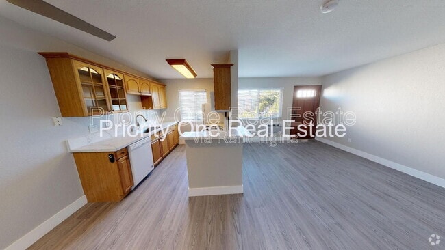 Building Photo - 4425 50th St Unit 12 Rental