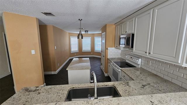 Photo - 9209 Whistlewood Dr