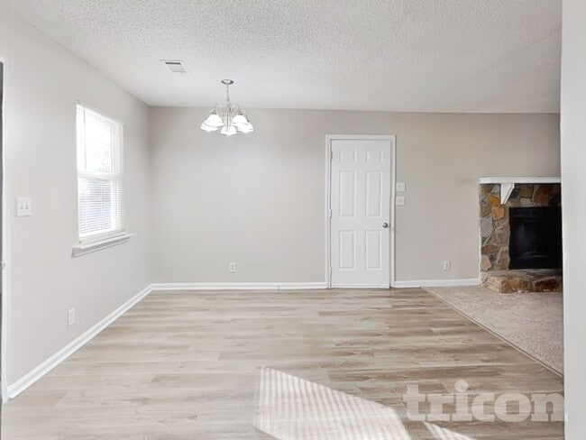 Photo - 2914 Sagemont Pl