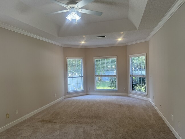 Photo - 141 Royal-