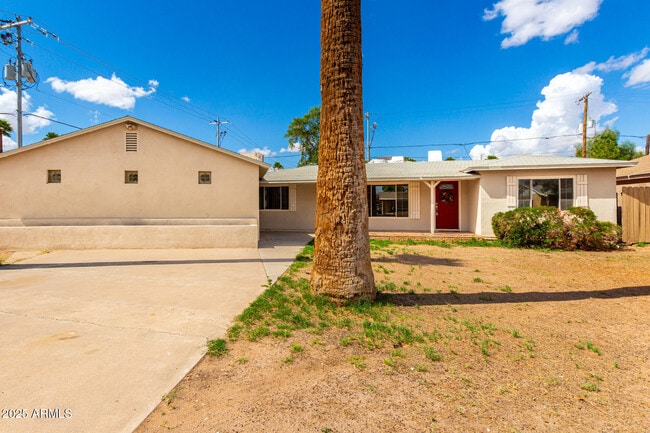 Photo - 809 N Gilbert Ave
