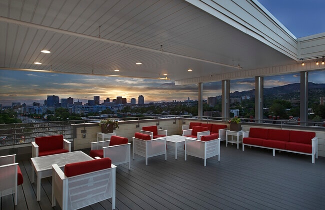 Liberty Blvd Apartments