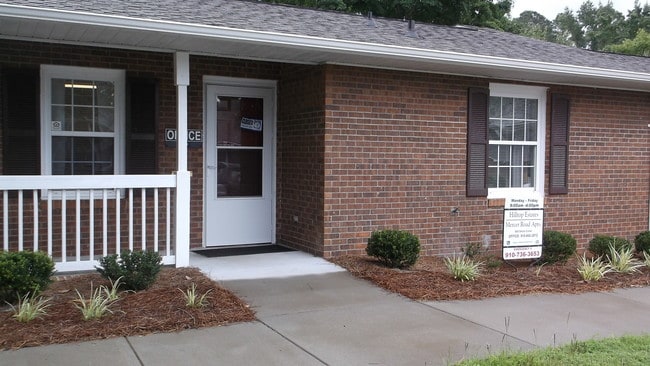 Hilltop Estates - Hilltop Estates Apartments