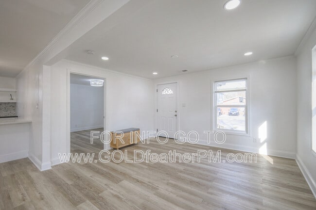 Photo - 1707 17th Ave N